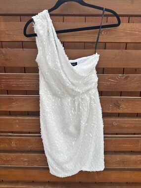 Marciano White Sequin One-Shoulder Cocktail Dress size small